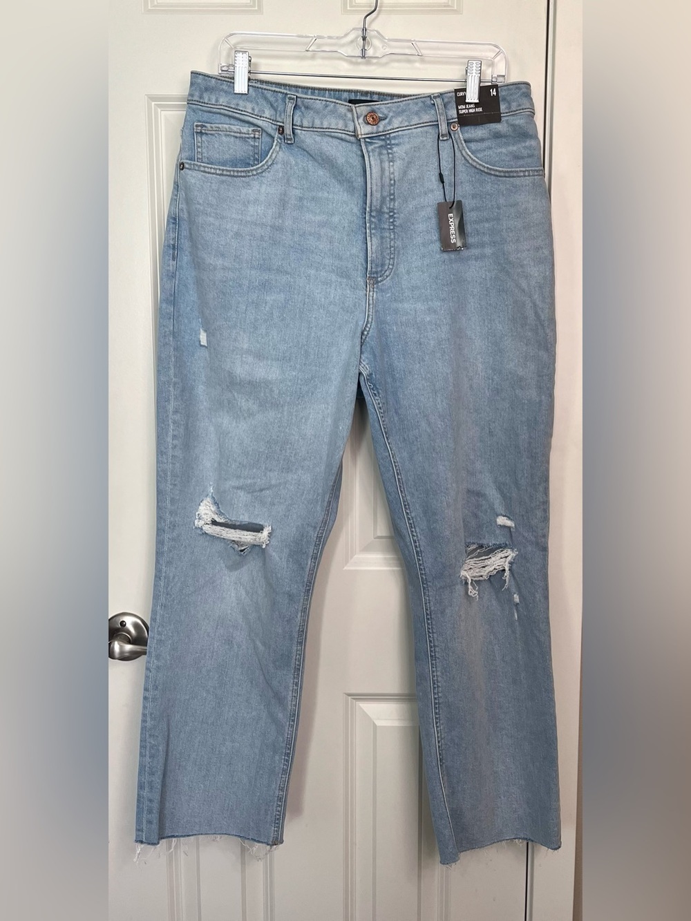 Express Curvy Mom Jeans Super High Rise NWT